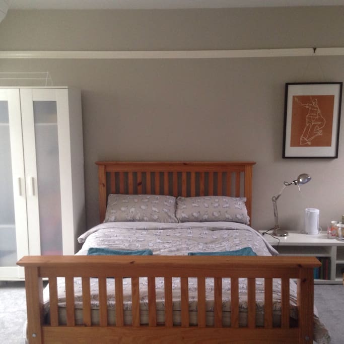 Comfy bed in large double room