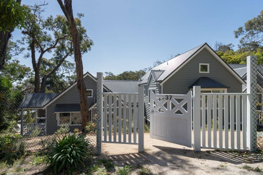 Park and walk in to your own private guest suite.