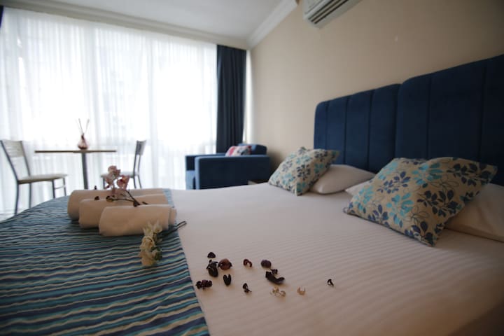 ALSANCAK ECONOMIC RELIEF AND COMFORT APARTMENT
