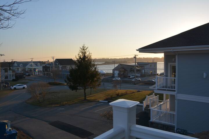 Sea Breeze Cottage. Single family home.
