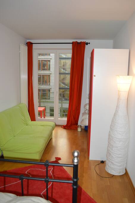 zusätzliche Schlafcouch im Schlafzimmer