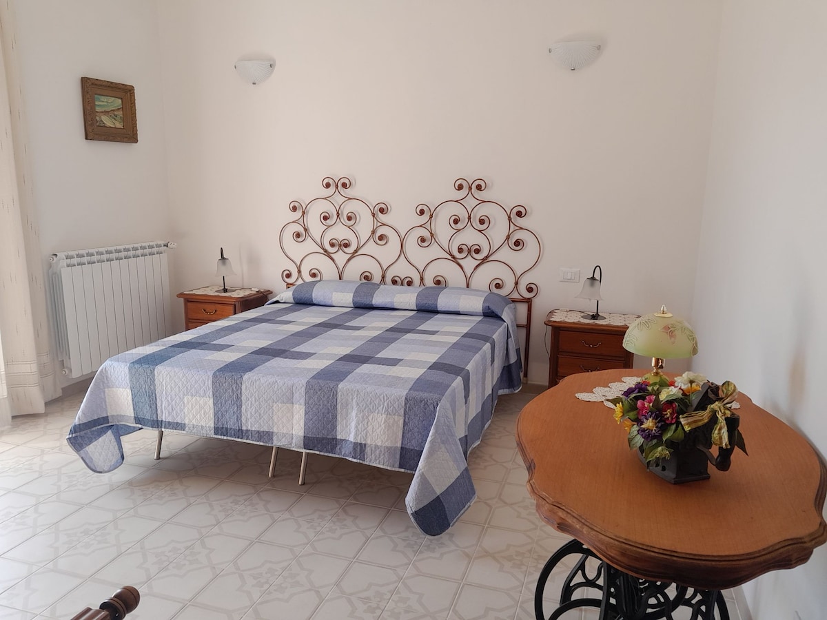 غرفة نوم مع تراس. كود Citra: 011017 - LT -0842