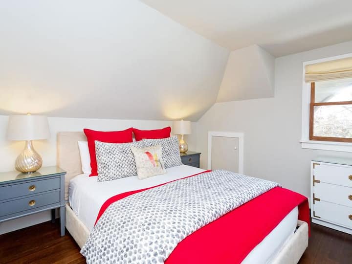 Treetop Suite - Bedroom