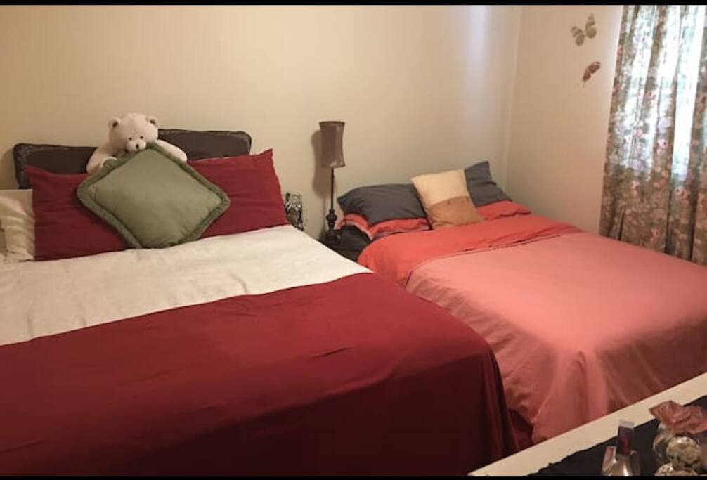 Queen size bed and full size bed.