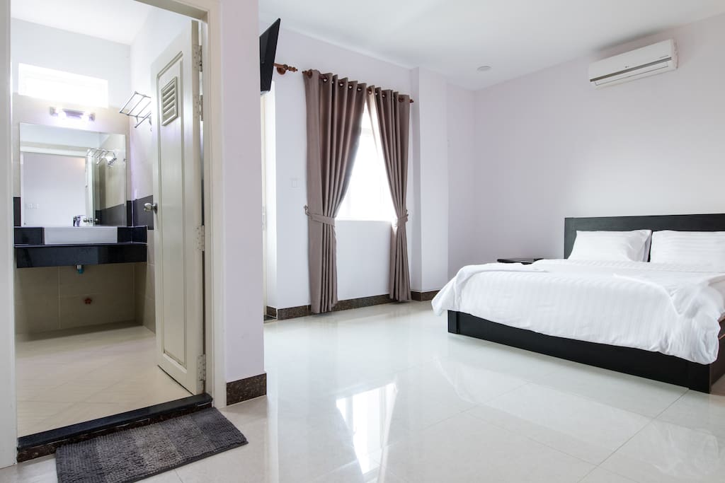 Master bedroom