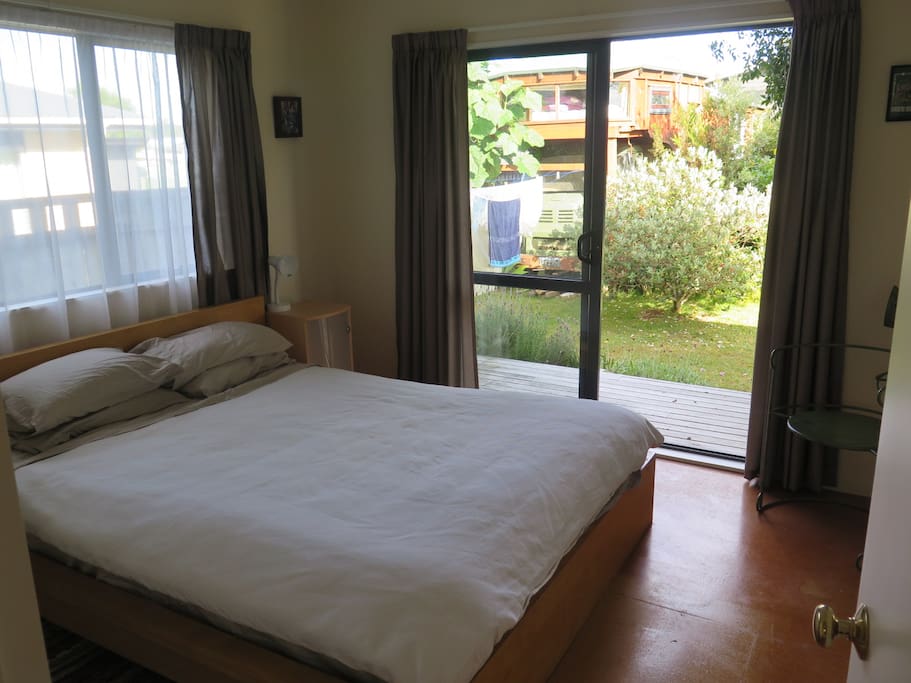 Double room with deck to garden