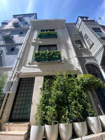 AB Residences-Villa with Terrace 4BR/4Bathroom gallery image 5