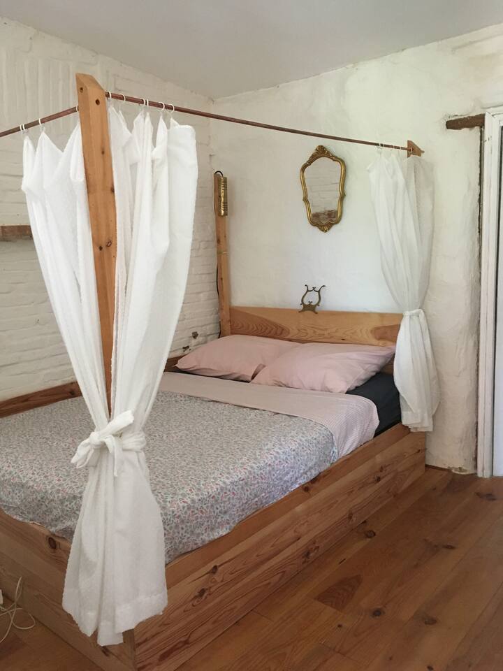 двойна спалня