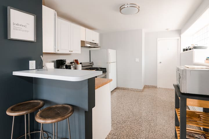 Top 10 Airbnbs Near MetLife Stadium, New Jersey | Trip101