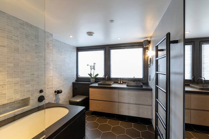 4 bedroom (+nursery) designer pad Belsize Park gallery image 5