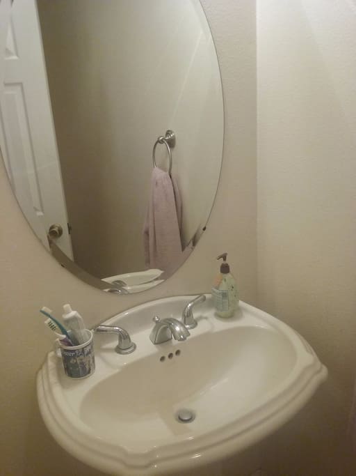 Downstairs bathroom washbasin