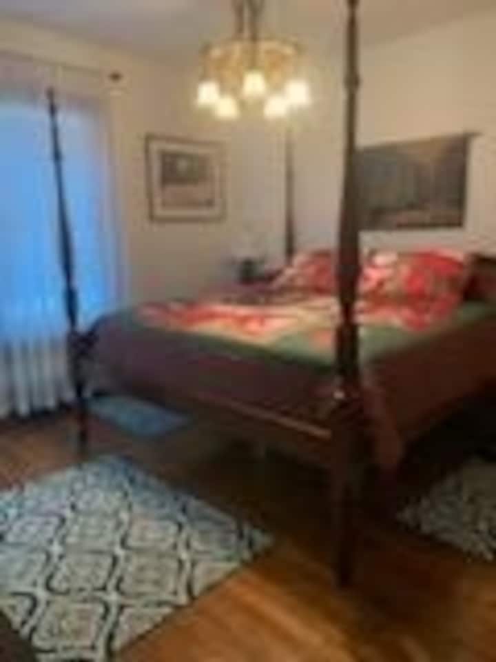 Majster na prvom poschodí zariadený