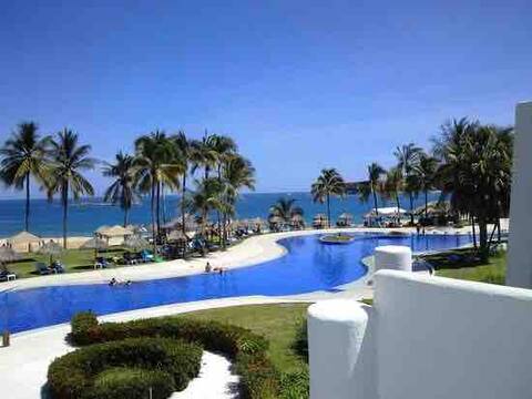 Holidays in beautiful bays from Mexico