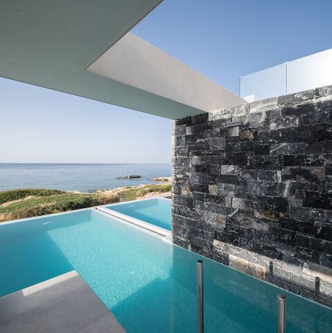 Zen Ocean Luxury Villa, an Iconic Escape gallery image 3
