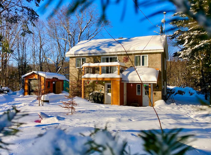 LacdesSeizeÎles Vacation Rentals & Homes Québec, Canada Airbnb