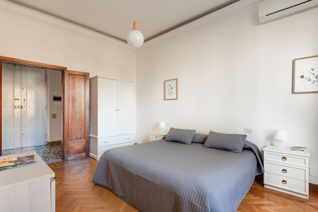 Large bedroom