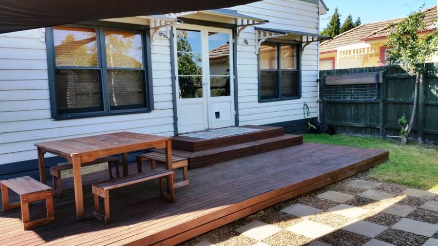 Watch Cold Deck Online Hoyts