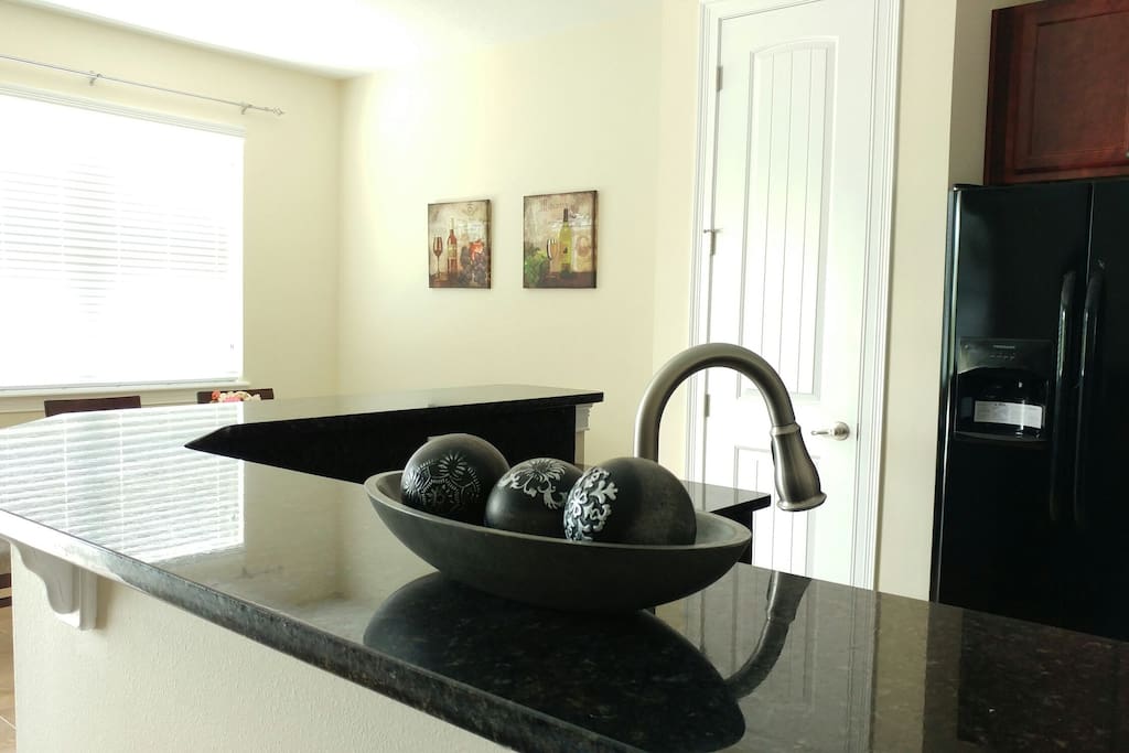 kitchen/dining