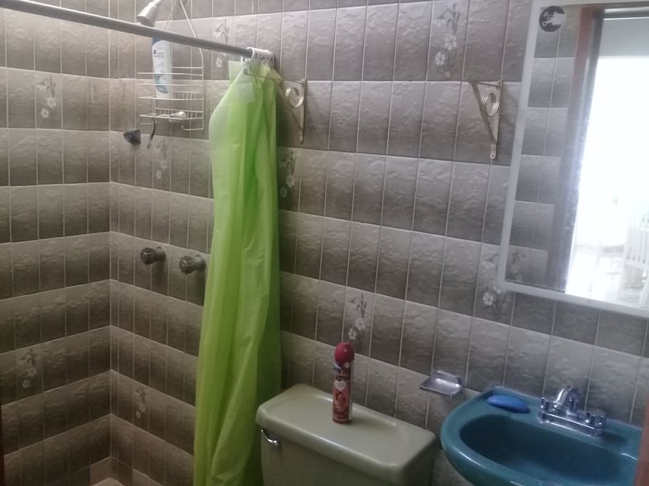 Baño agradable y comodo