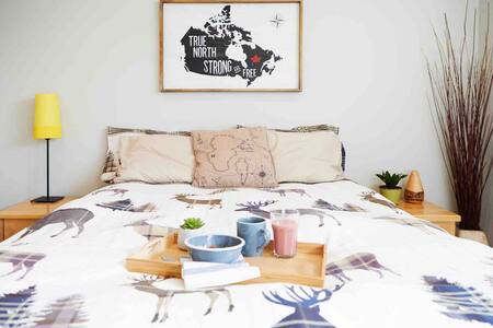 Cozy Creekside Bed and Breakfast