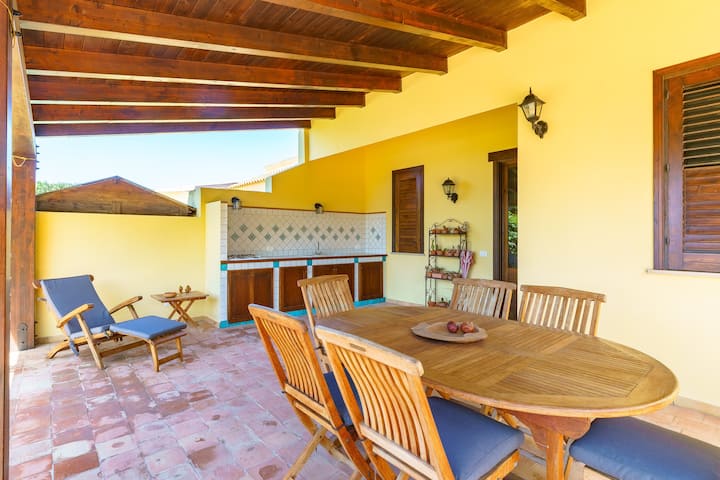 Casetta Nadia (relaxing garden-panoramic area)