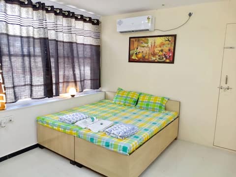 1 Room near Ajanta & Ellora-breakfast included #A2
