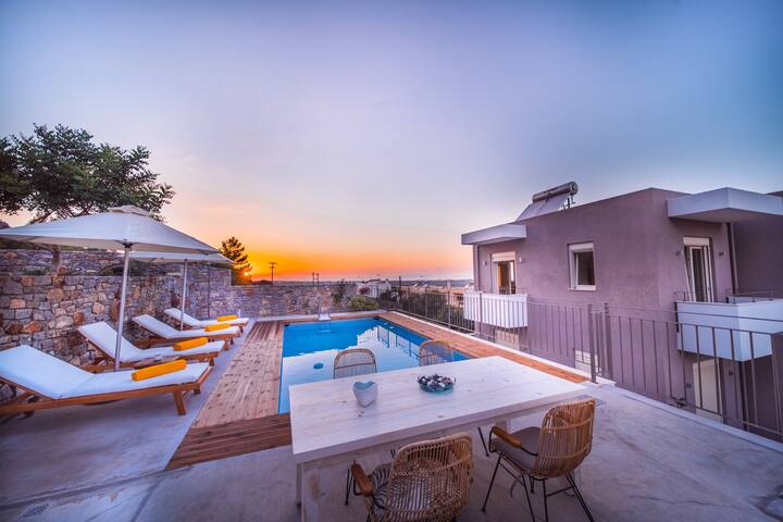 Aloni 3 bedroom Sea View Villa with private pool gallery image 2