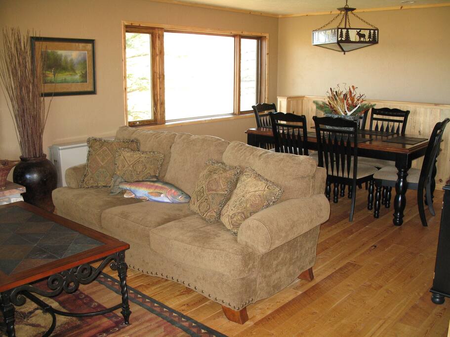 Living and dinning area
