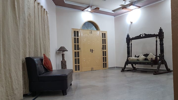 C-86, Rao Arcade/3 Bedroom Comfort Home - Karachi
