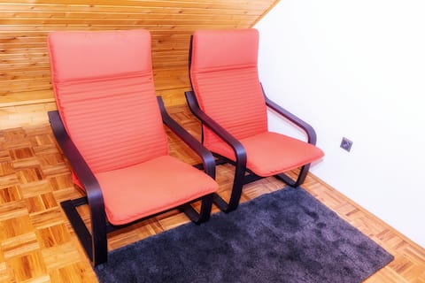Popular Airbnb listing: Nature Escape, Jacuzzi, Sauna & Amazing Views in Sesvete