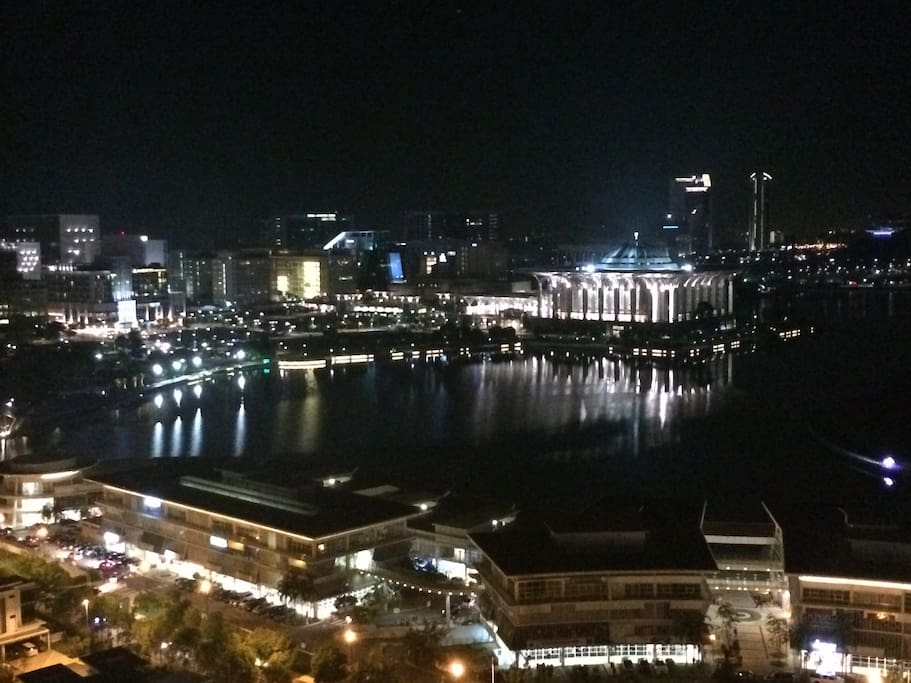 Scenery of the lake at night