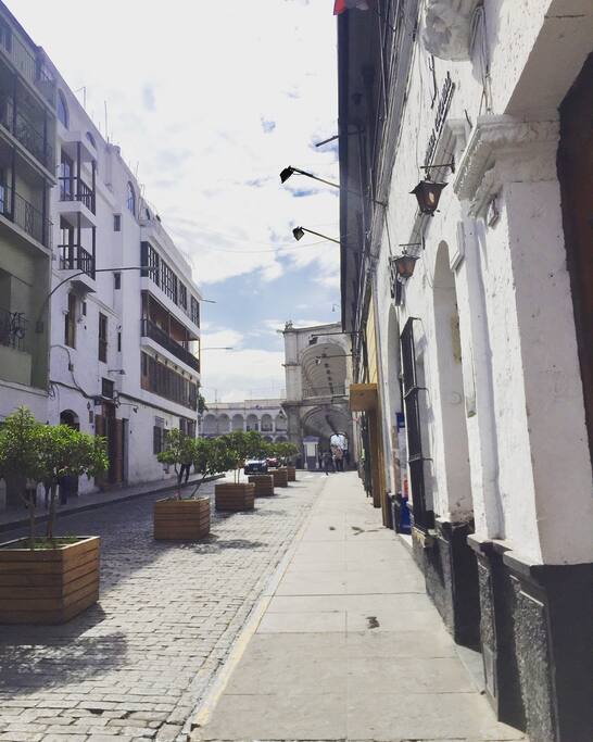 3 min walk to the Plaza de Armas- Arequipa Main Square