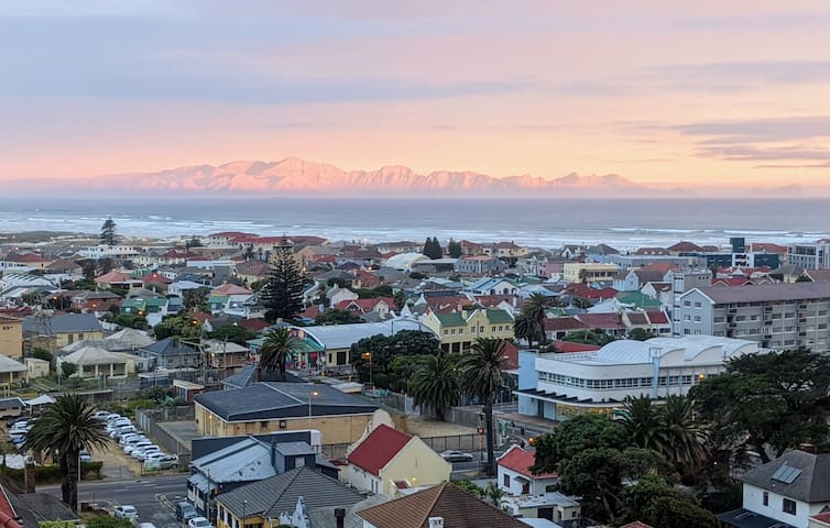 Unique mountainside home with sweeping ocean views