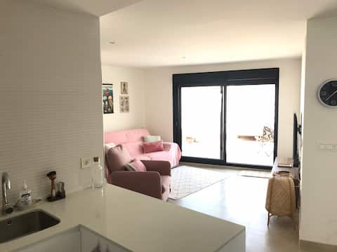 Top Airbnb: Luxury apartment, 35 m2 terrace, jacuzzi & parking en Rota