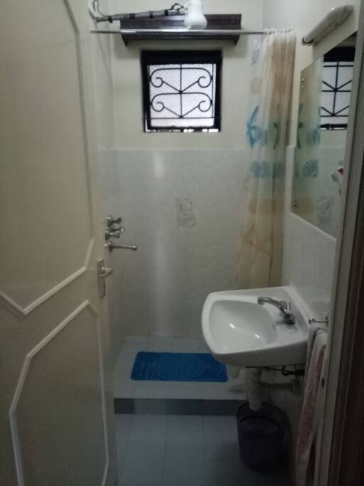 SHOWER