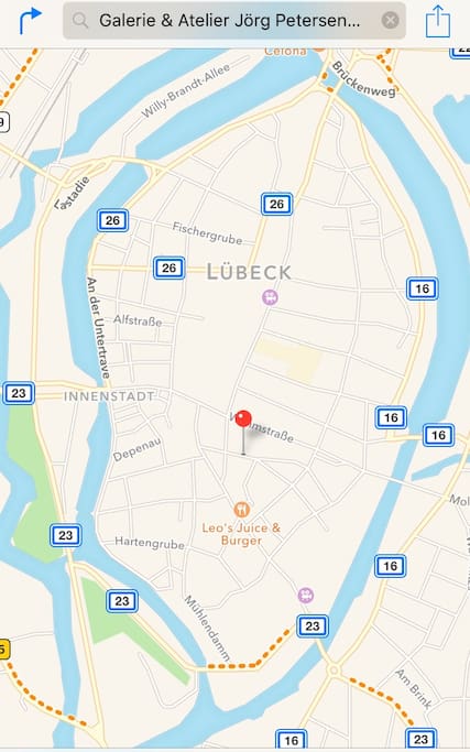 Sie wohnen im Herzen der Altstadt von Lübeck mit sehr vielen schönen Geschäften und Sehenswürdigkeiten.