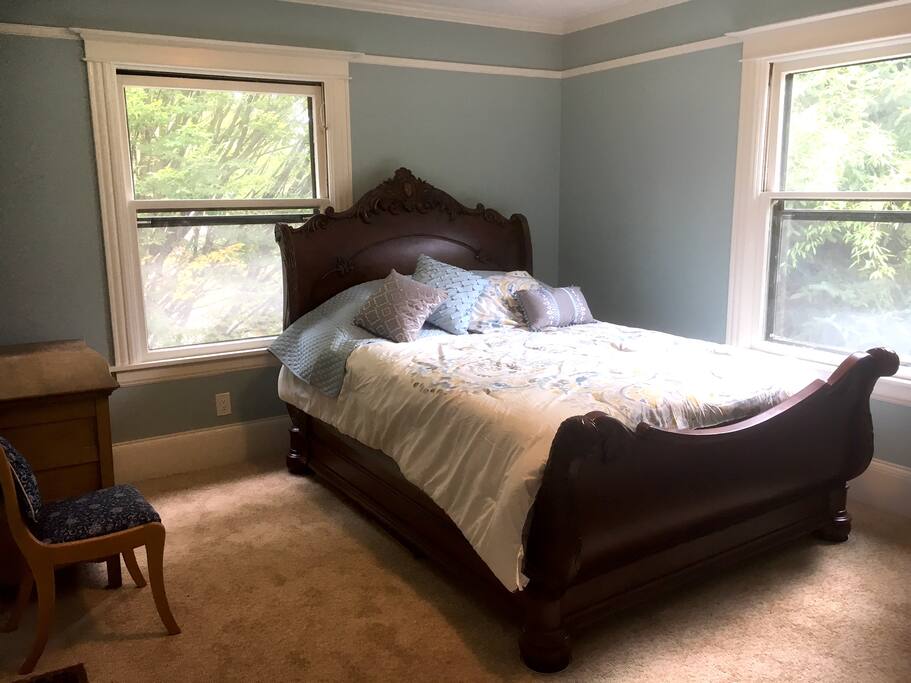 Blue Bedroom available at extra cost or separate booking