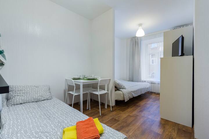 CENTER, NEW STUDIO8, COMFORTABLE AND COMFORTABLE, HAY Square