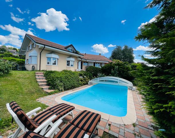 Beautiful villa with a view on Geneva lake-Lausann