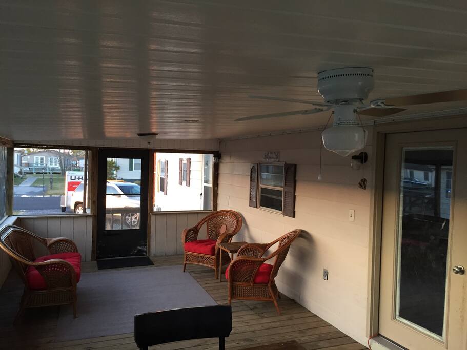 Screened in patio.