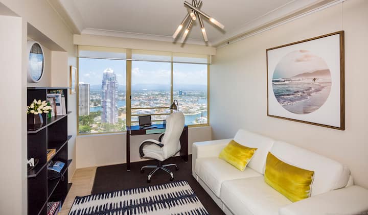 Kancelária/4. spálňa