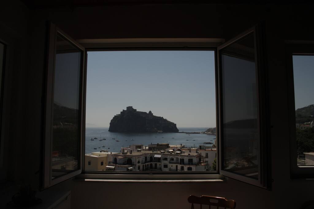 Questa è la romantica cornice che accoglierà gli ospiti al risveglio!