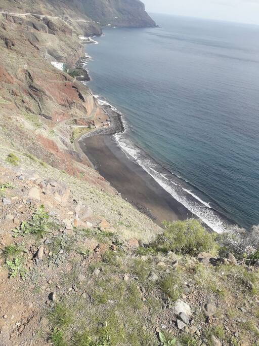 playa ĺas Gaviotas se accede caminando desde el apartamento es una cala contigua a la de donde esta ubicado el apartamento