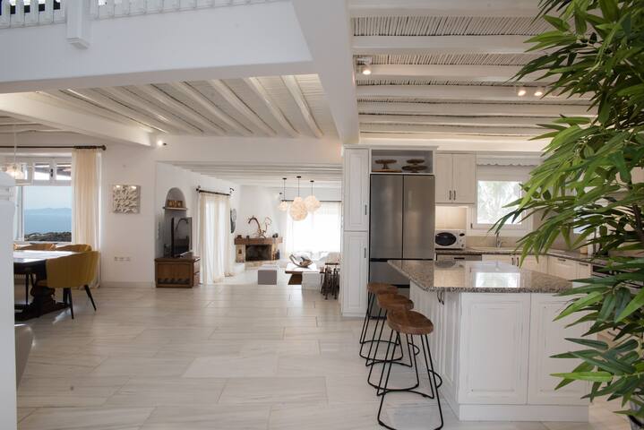 Villa Dimilia gallery image 4