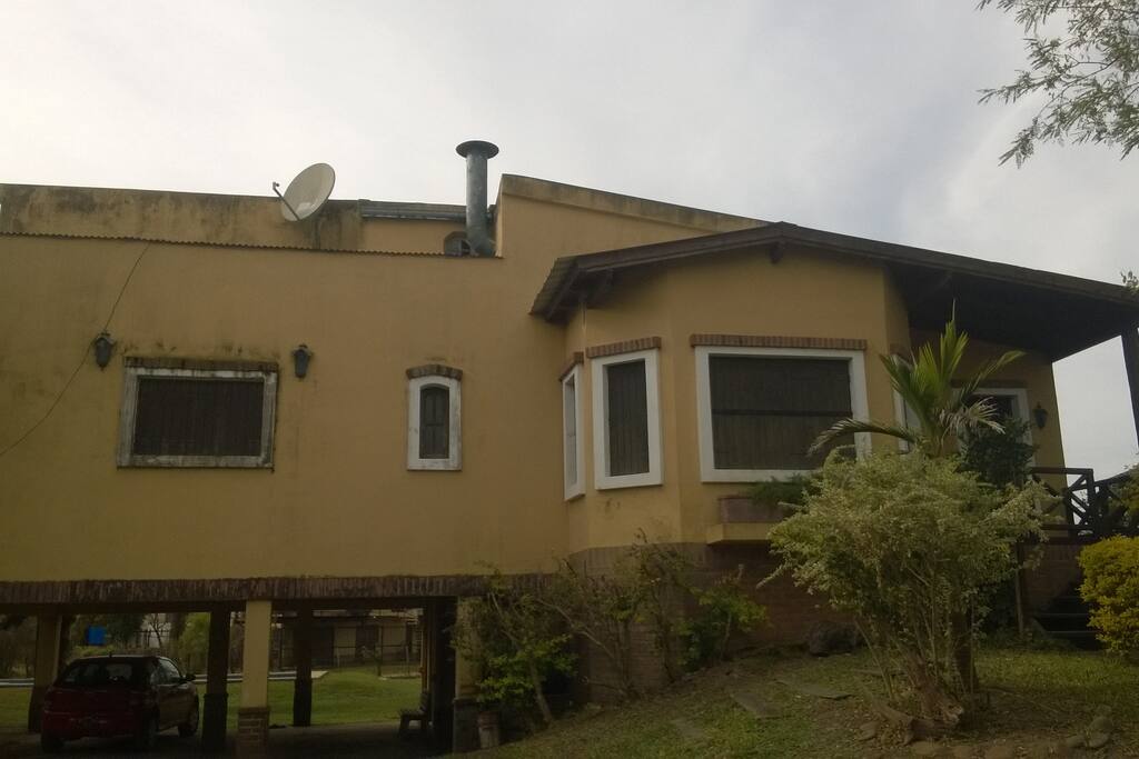 FRENTE DE LA CASA