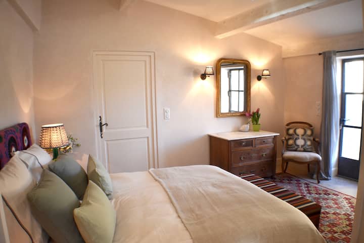 საძინებელი 7