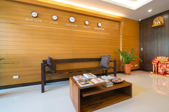 Tk301 Super Deal! Cozy Room Near Bts Ari - Bangkok