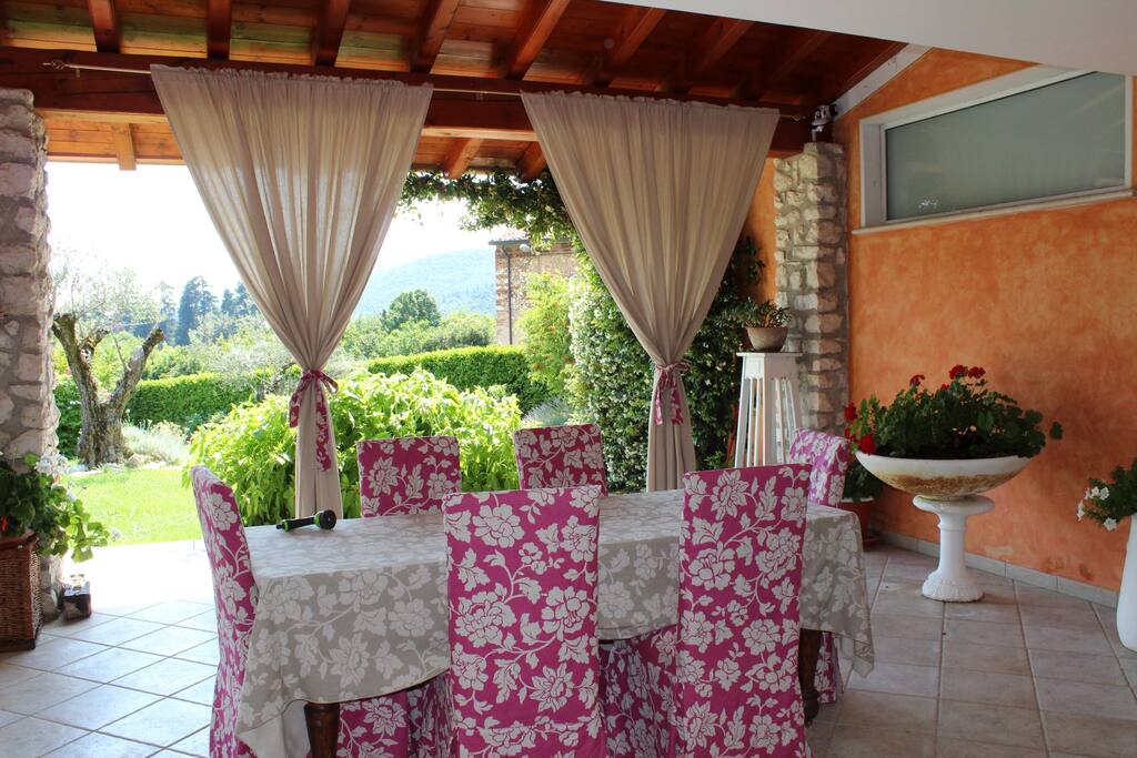 TAVOLA DA PRANZO PORTICO