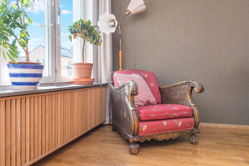 Room 2