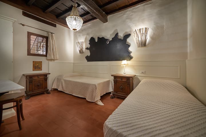 Treća spavaća soba: dva odvojena kreveta za jednu osobu